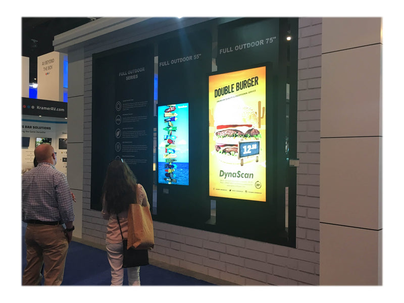 DynaScan DO552LR4 55" Outdoor Digital Signage Display – 3500 nits, IP66 Rated